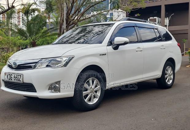 Toyota Corolla Fielder 2014 White