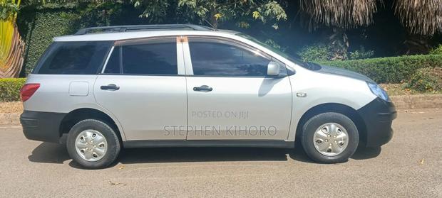 Nissan Advan 2014 Silver