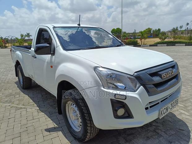 Isuzu D-MAX 2018 Pearl