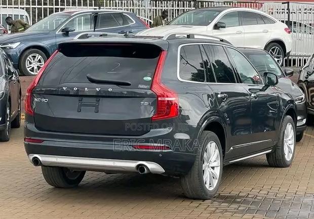 Volvo XC90 2019 Blue