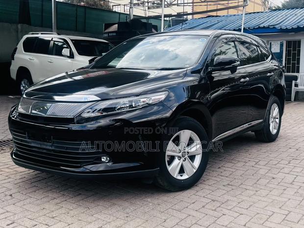 Toyota Harrier 2.0 2020 Matt Black