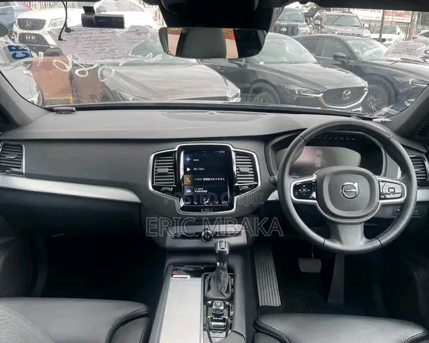 Volvo XC90 2019 Blue