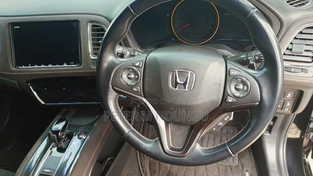 Honda Vezel 2018 Black