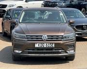 Volkswagen Tiguan 2017 Brown for sale