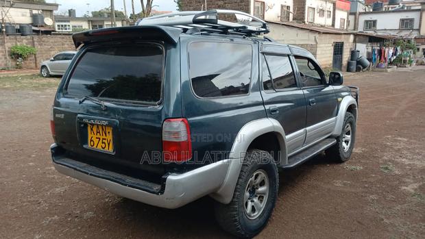 Toyota Hilux Surf 2003 Green