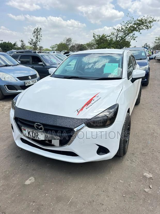 Mazda Demio 2016 White