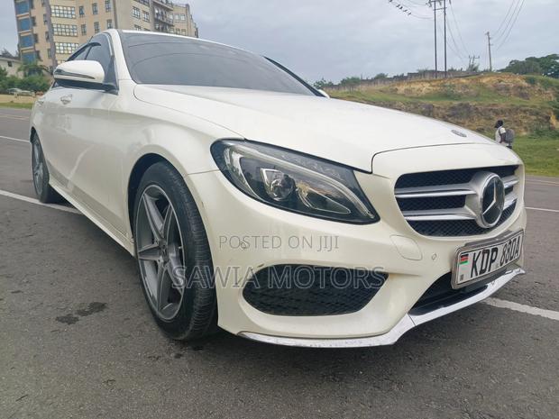 Mercedes-Benz C180 2016 White