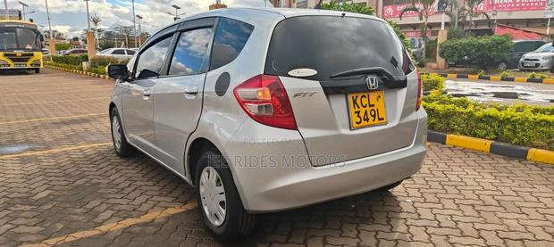 Honda Fit 2010 Silver