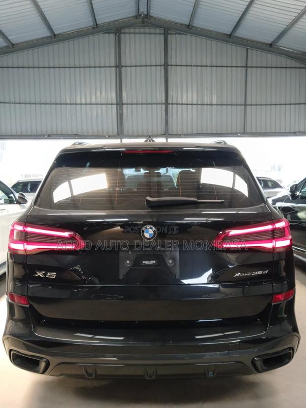 BMW X5 xDrive40i AWD 2019 Black