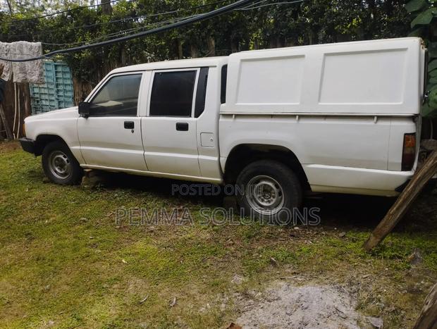 Mitsubishi L200 2003 White
