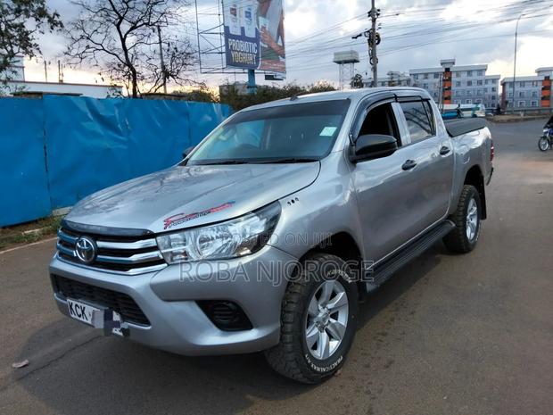 Toyota Hilux Revo Double Cab Deisel 2.4 RWD 2017 Silver