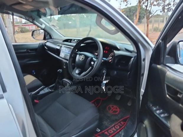 Toyota Hilux Revo Double Cab Deisel 2.4 RWD 2017 Silver