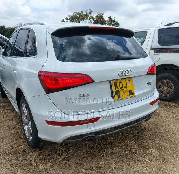 Audi Q5 2.0T Premium AWD quattro 2016 White