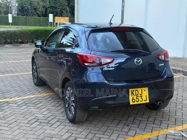 Mazda Demio 2015 Blue