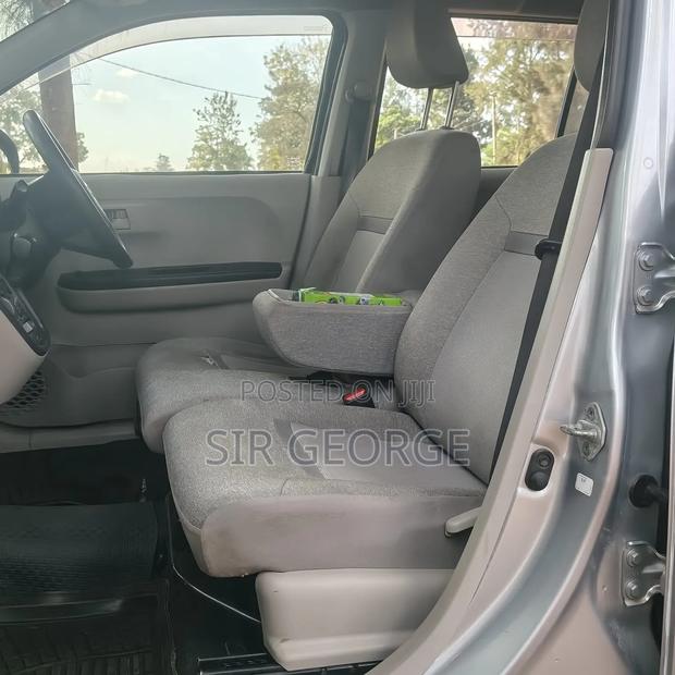 Toyota Passo 2017 Silver