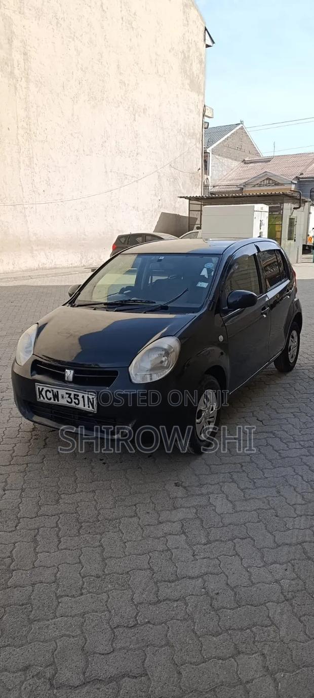 Toyota Passo 2012 Black