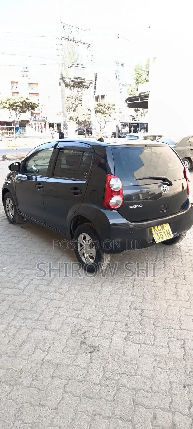 Toyota Passo 2012 Black