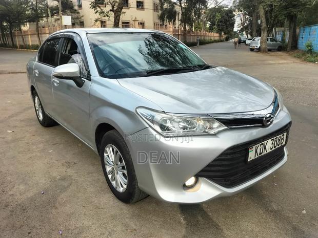 Toyota Axio 2015 Silver