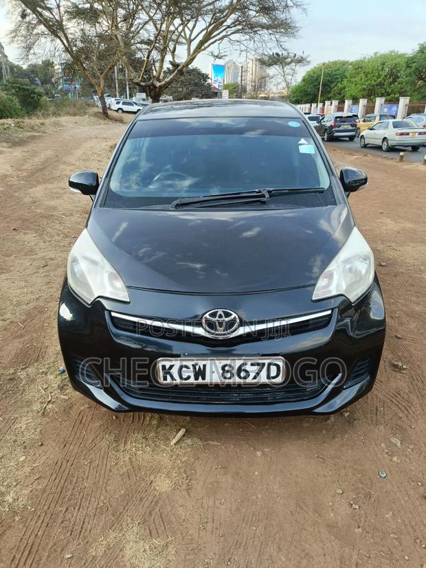 Toyota Ractis 2012 Black
