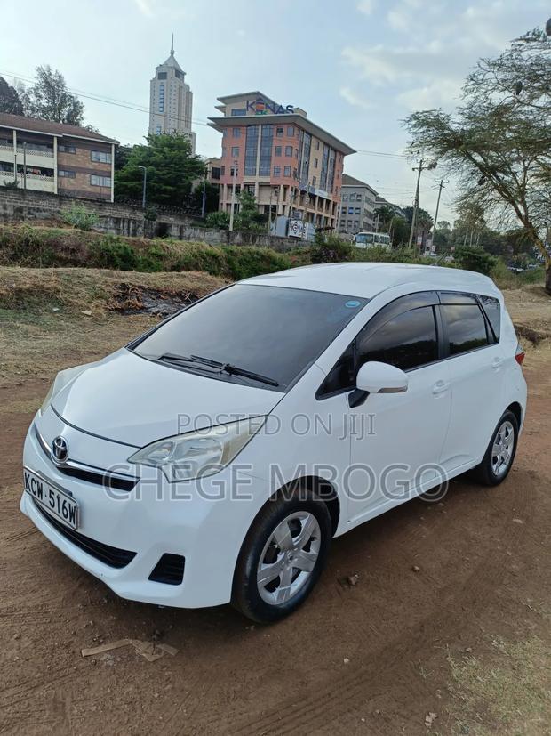 Toyota Ractis 1.5 FWD 2012 White