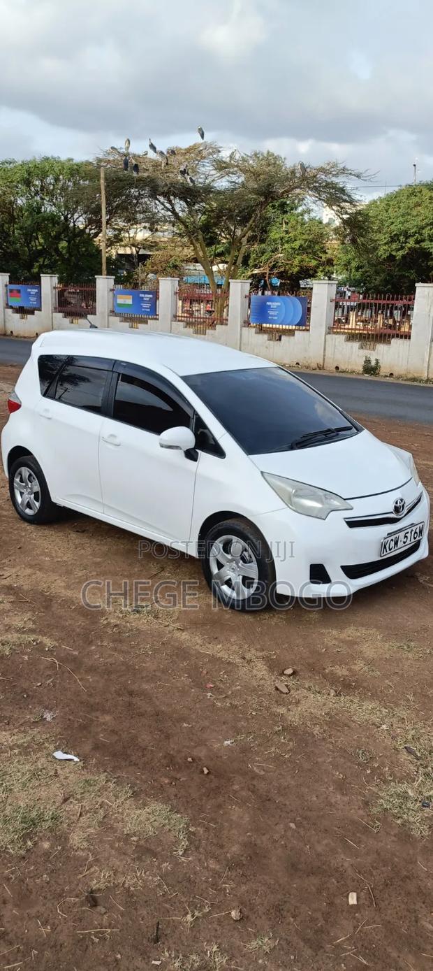 Toyota Ractis 1.5 FWD 2012 White