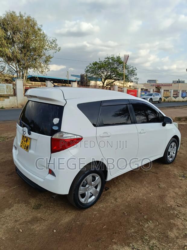 Toyota Ractis 1.5 FWD 2012 White