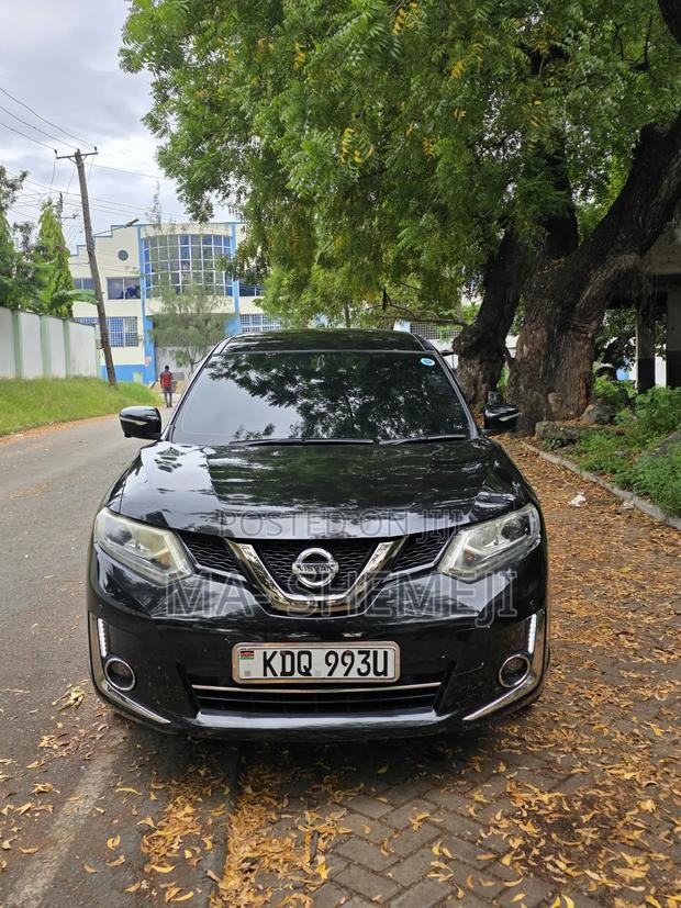 Nissan X-Trail 2.0 Hybrid AWD 2017 Black