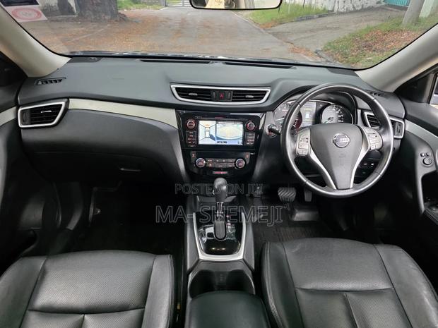 Nissan X-Trail 2.0 Hybrid AWD 2017 Black