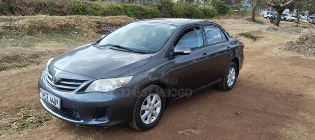 Toyota Corolla 2012 Gray