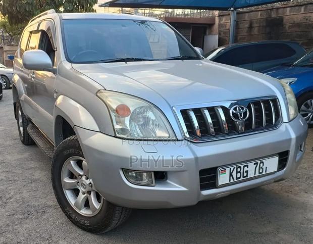 Toyota Land Cruiser Prado 2004 Silver