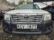 Toyota Hilux 2012 White for sale