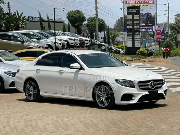Mercedes-Benz 220 2019 White