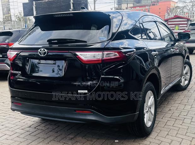 Toyota Harrier 2.0 2020 Matt Black