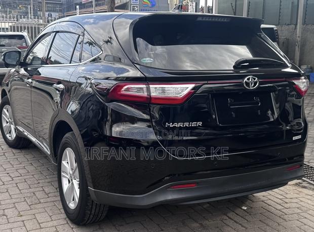 Toyota Harrier 2.0 2020 Matt Black