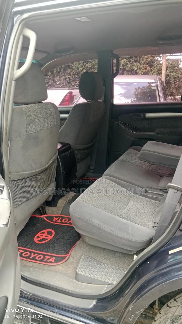 Toyota Land Cruiser Prado 3.0 D-4D 5dr 2005 Blue