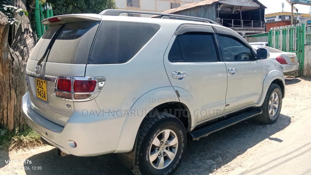 Toyota Fortuner 3.0 D AWD 2007 Silver