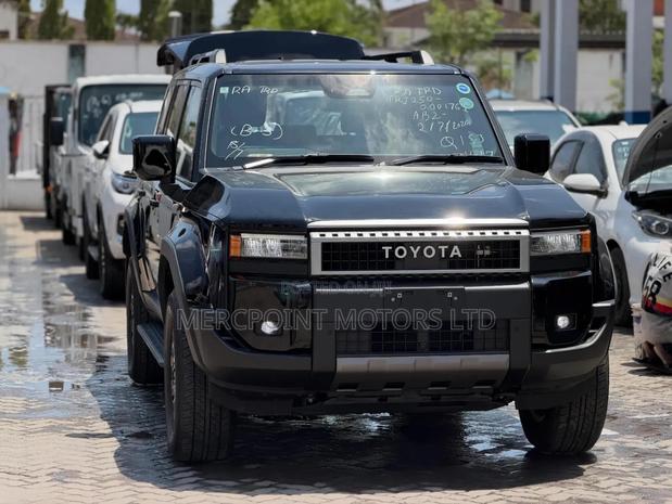 Toyota Land Cruiser Prado 2.8 2024 Gray