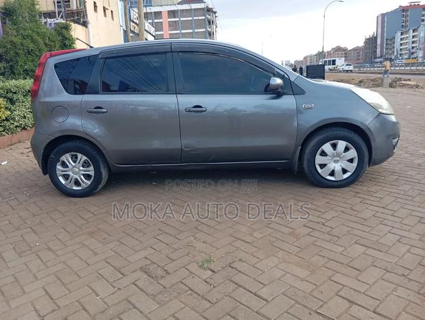 Nissan Note 2012 Gray