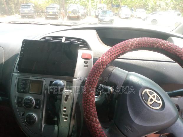 Toyota Vitz 2009 Black