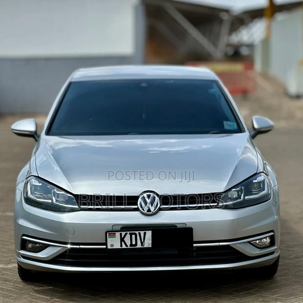Volkswagen Golf 2018 Silver
