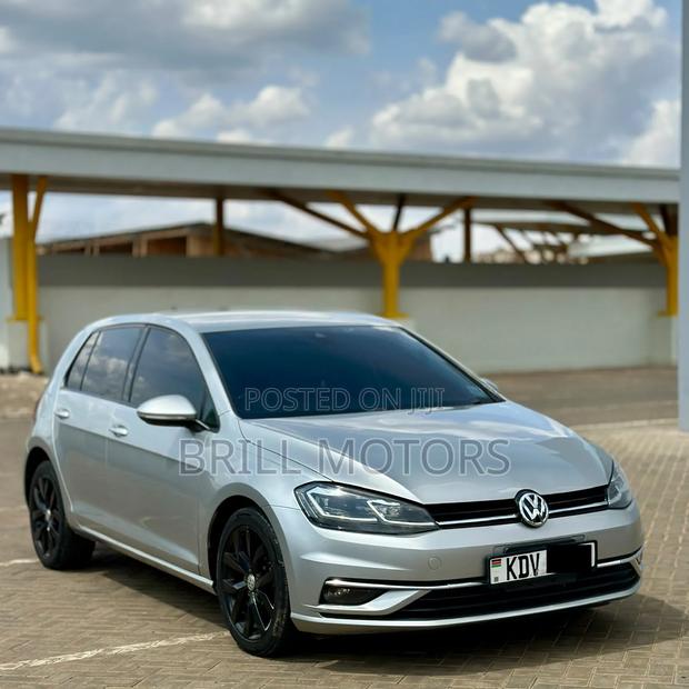 Volkswagen Golf 2018 Silver