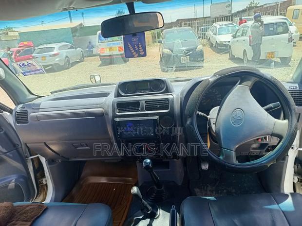 Toyota Land Cruiser Prado 2007 White