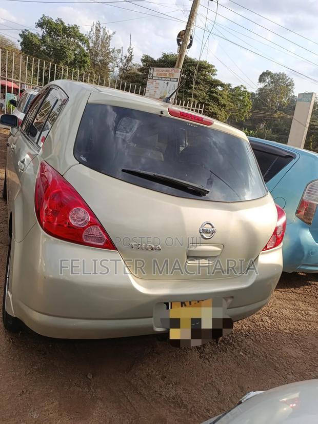 Nissan Tiida 2008 Beige