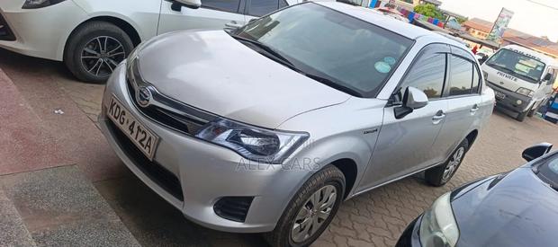 Toyota Axio 2015 Silver