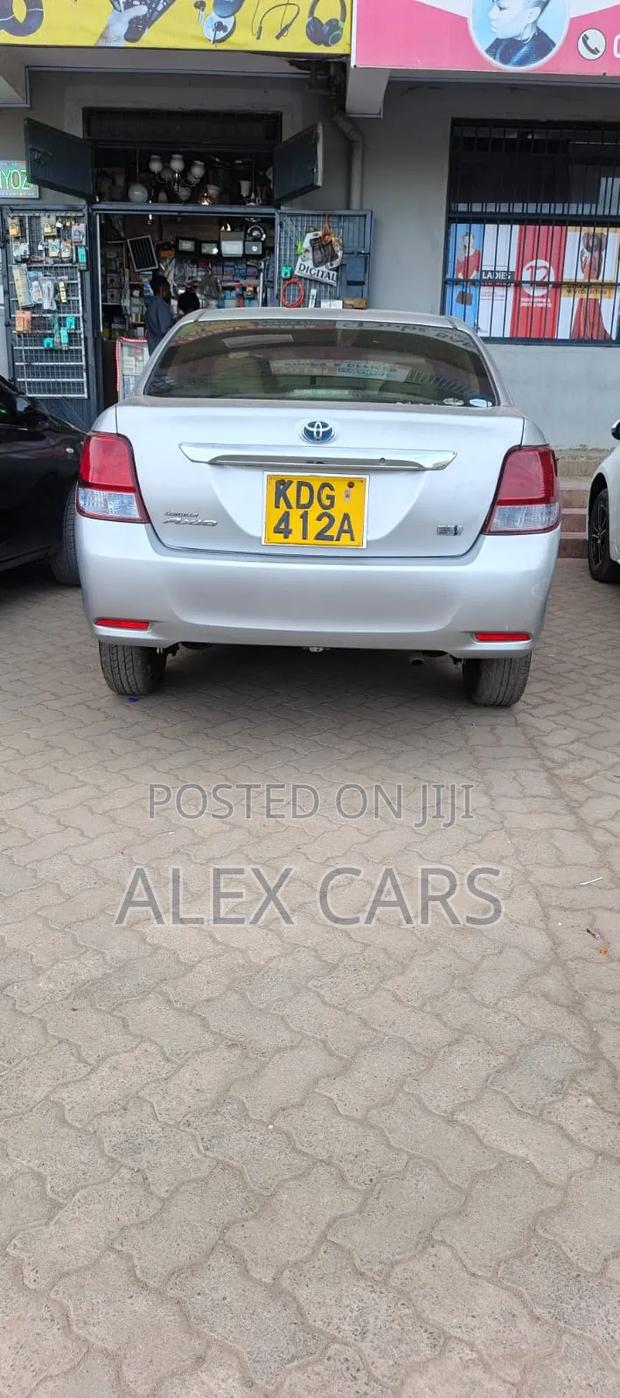Toyota Axio 2015 Silver