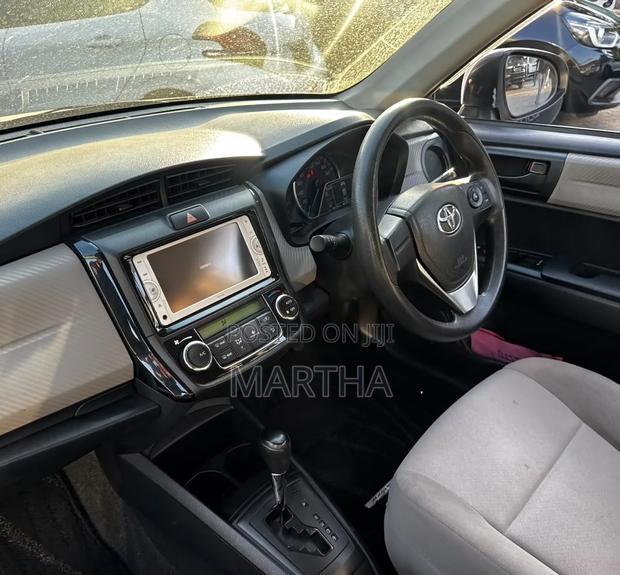 Toyota Axio 2014 Silver