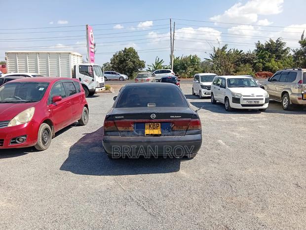 Nissan Sunny B15 Sedan 1.5 2004 Blue