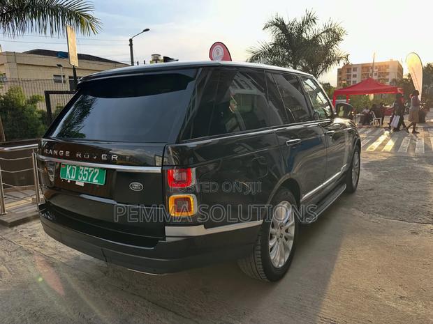 Land Rover Range Rover Vogue 2019 Black