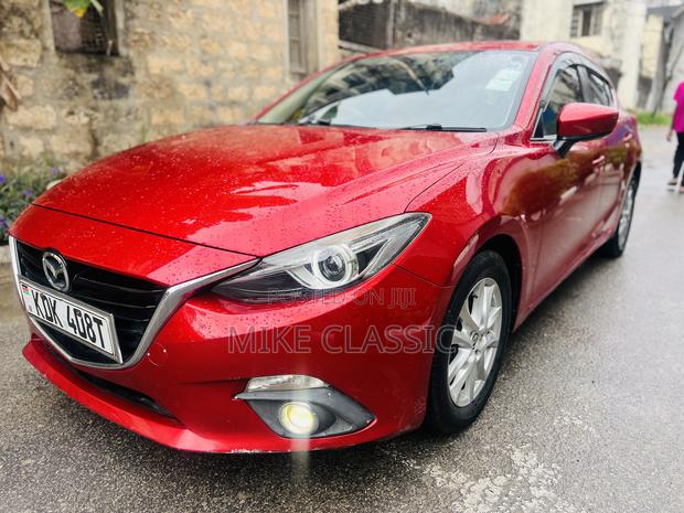 Mazda Axela 2015 Red