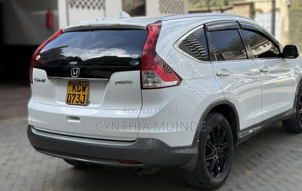 Honda CR-V 2012 White